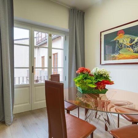 Stunning & Luxurious 1Br Apt 1 Min Walk By Duomo Florencie Exteriér fotografie