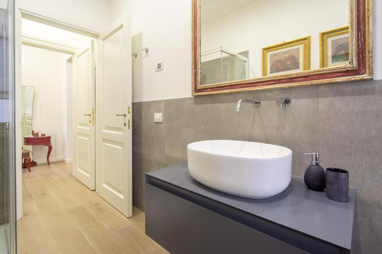 Stunning & Luxurious 1Br Apt 1 Min Walk By Duomo Florencie Exteriér fotografie