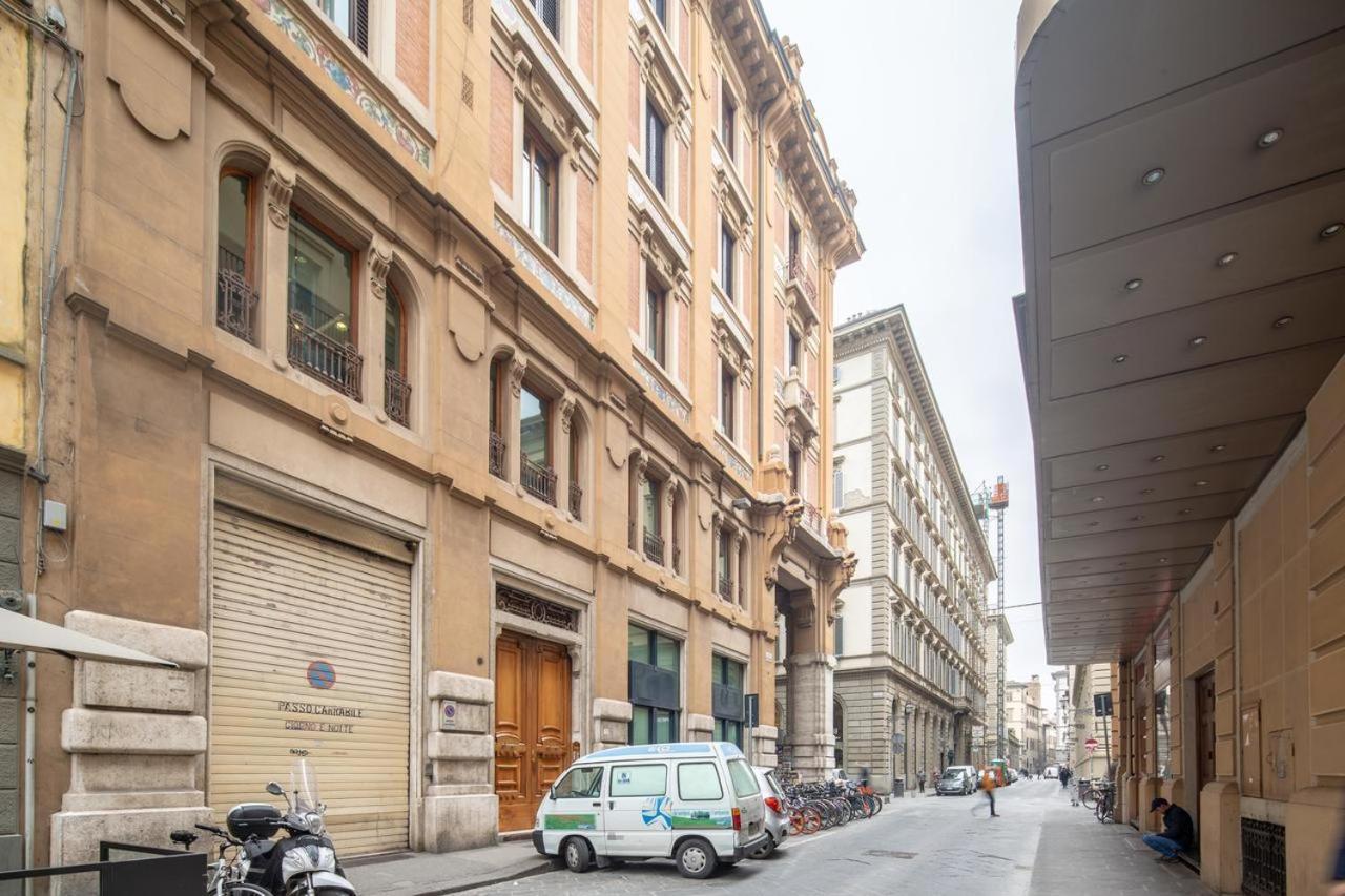 Stunning & Luxurious 1Br Apt 1 Min Walk By Duomo Florencie Exteriér fotografie